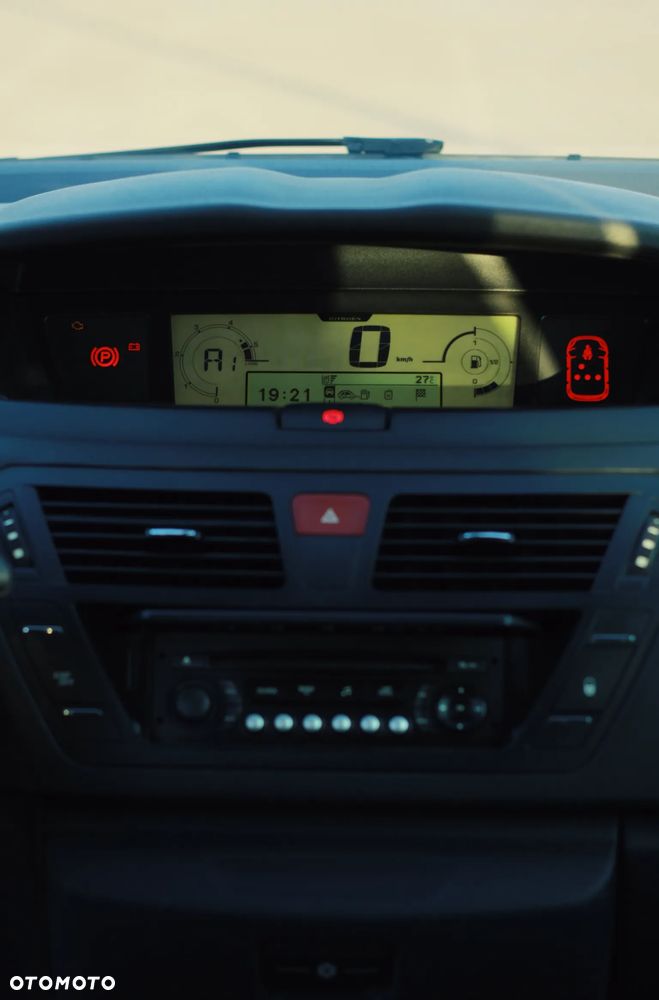 Citroën C4 Grand Picasso 1.6 HDi My Way MCP - 17