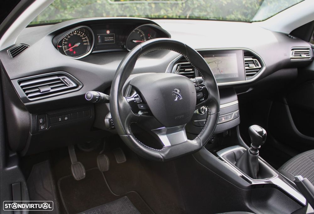 Peugeot 308 1.2 PureTech Active - 17