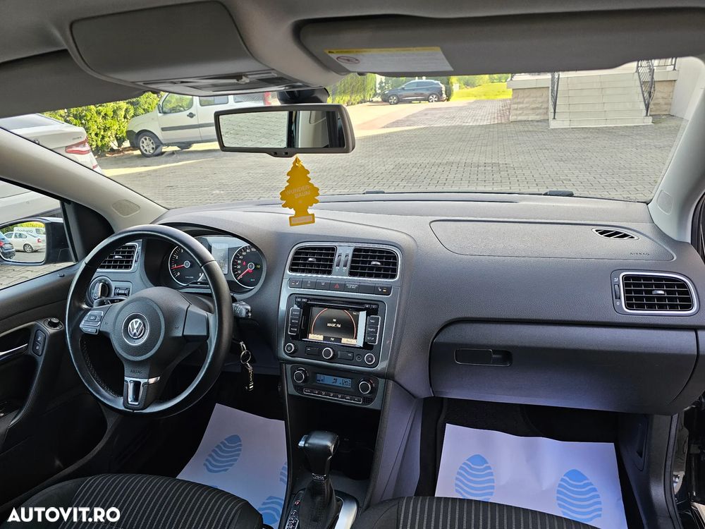 Volkswagen Polo 1.4 DSG Style - 9