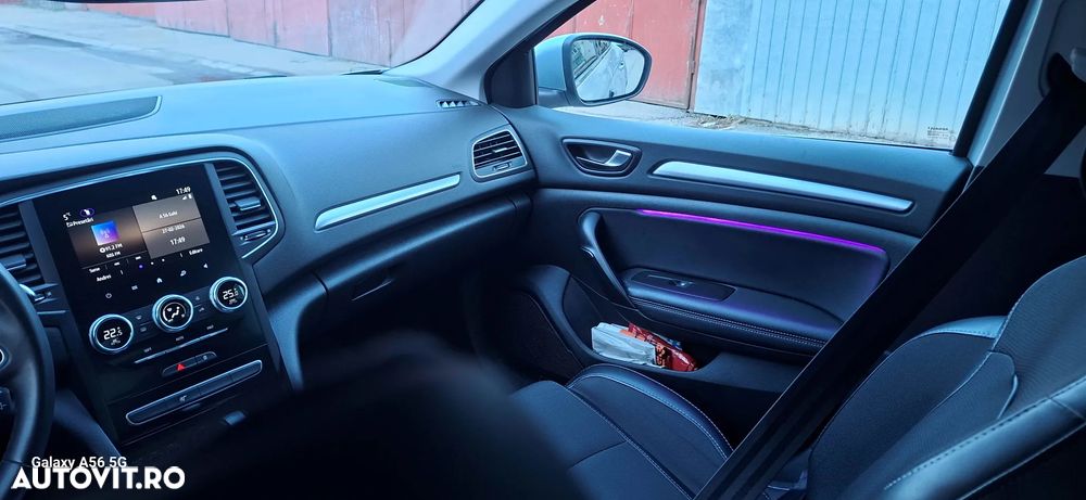 Renault Megane TCe 140 GPF EDC Techno - 10