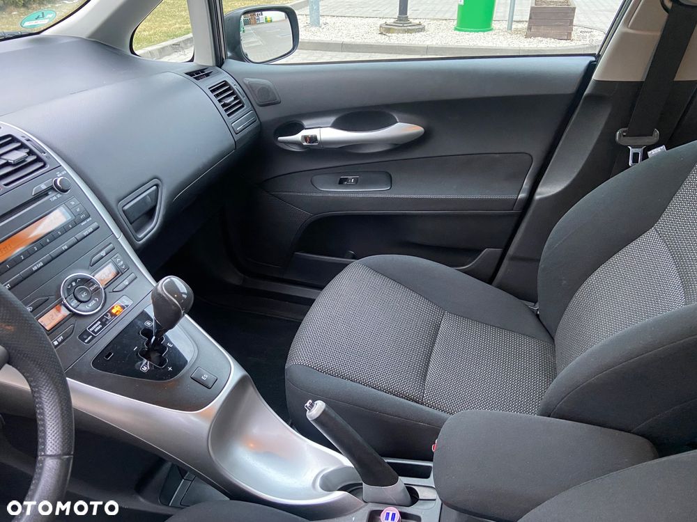 Toyota Auris 1.6 MultiMode Executive - 35