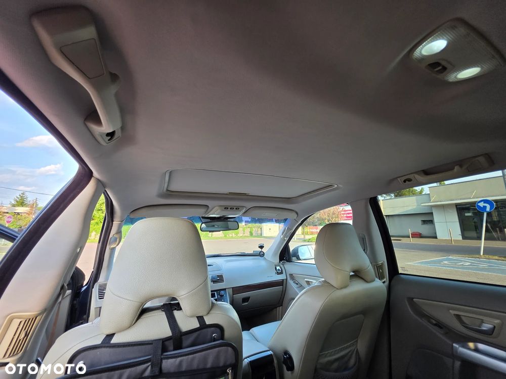 Volvo XC 90 2.4 D5 - 6