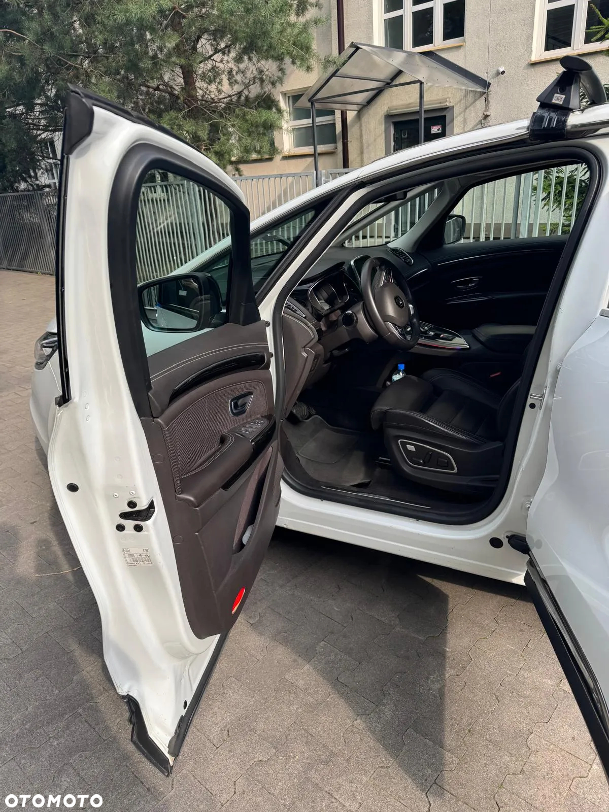 Renault Espace 1.6 TCE Initiale Paris EDC 7os - 27