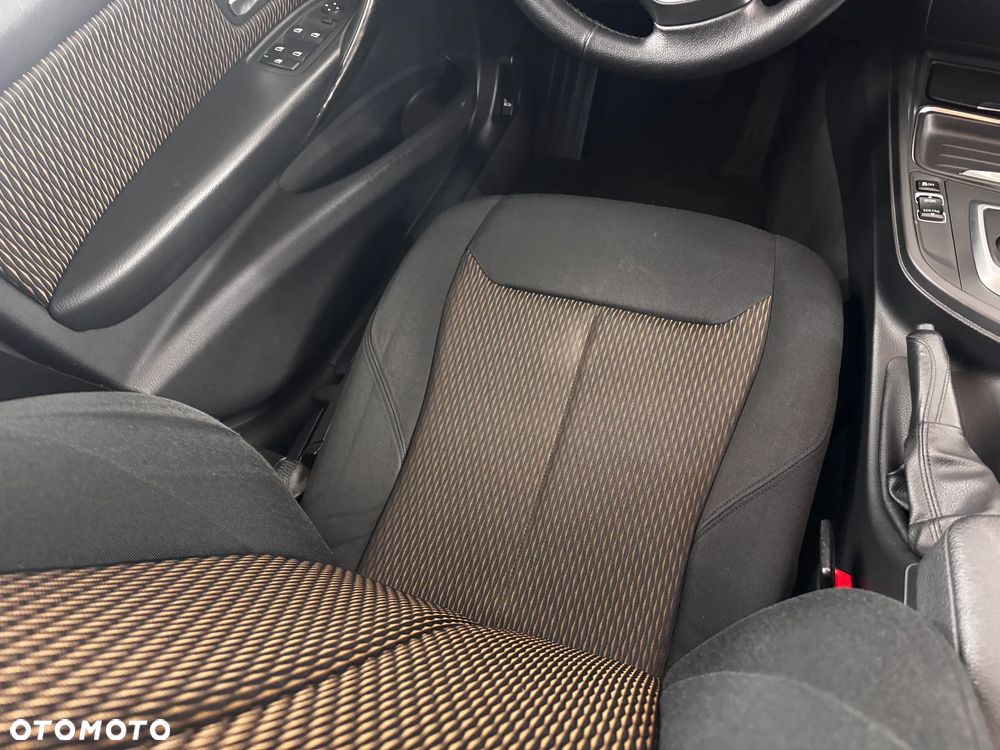 BMW Seria 3 - 19