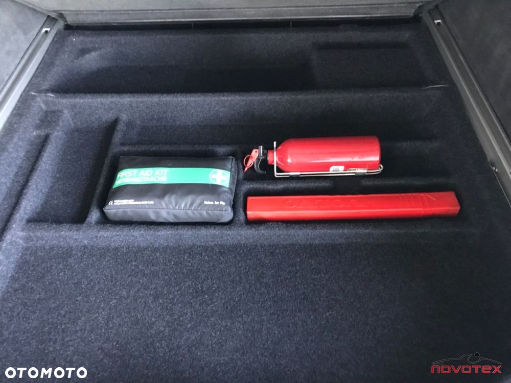 Volvo XC 70 D4 Geartronic Summum - 14