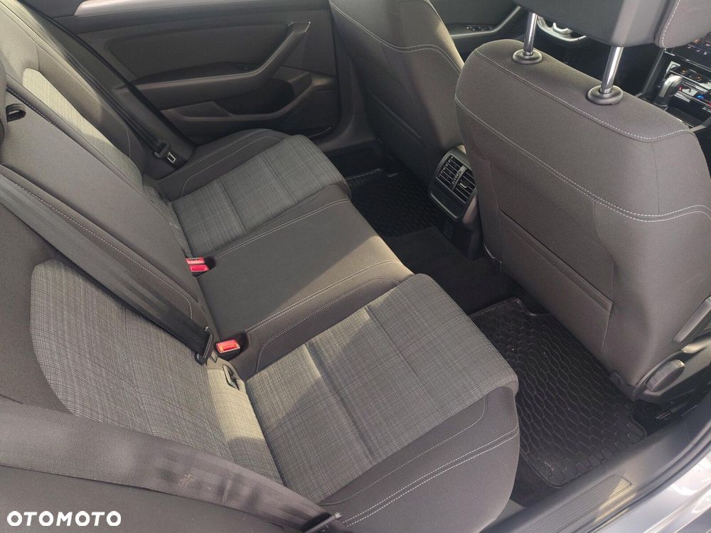 Volkswagen Passat Variant 1.5 TSI EVO Business DSG - 31