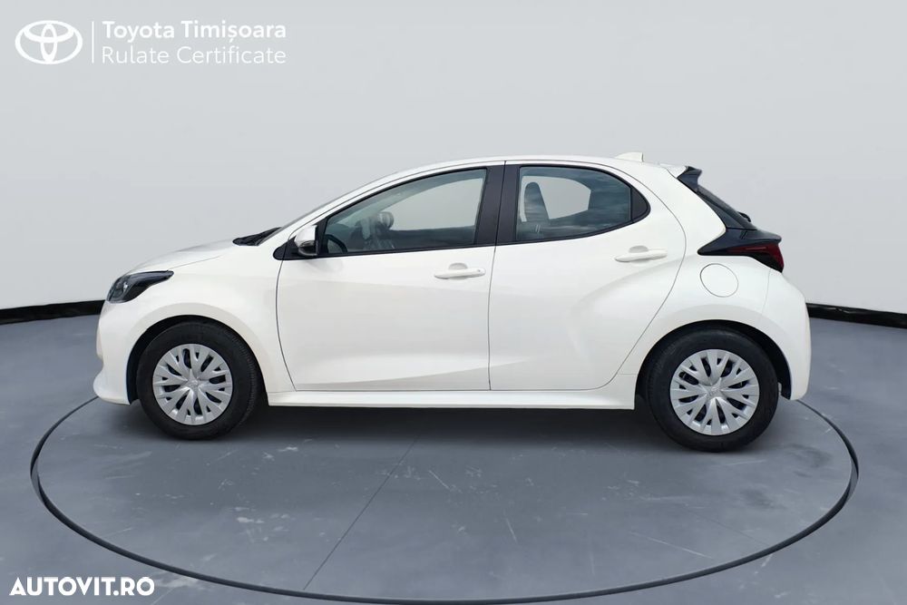 Toyota Yaris 1.5 VVT-i HSD Eco - 2