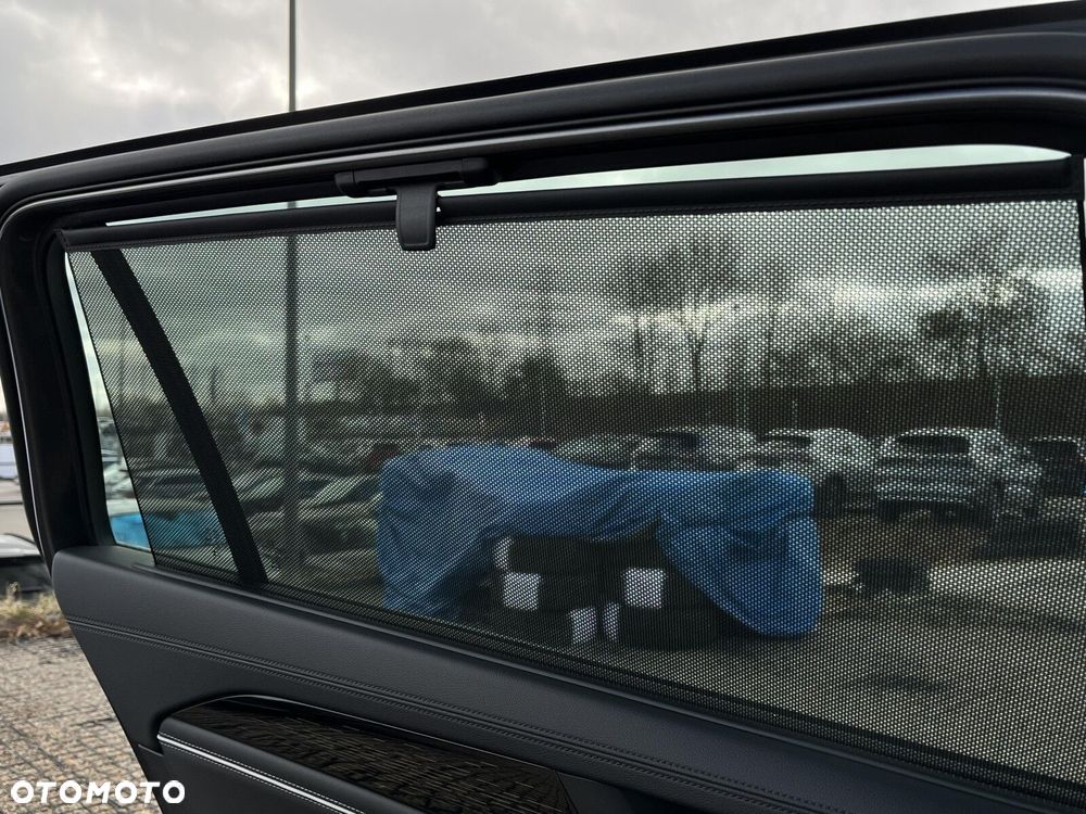 Volkswagen Passat Variant 2.0 TSI Elegance DSG - 27