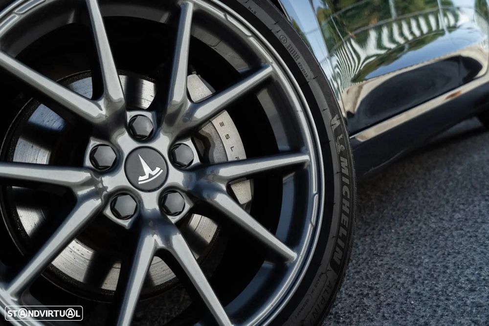 Tesla Model 3 Standard Range Plus RWD - 35