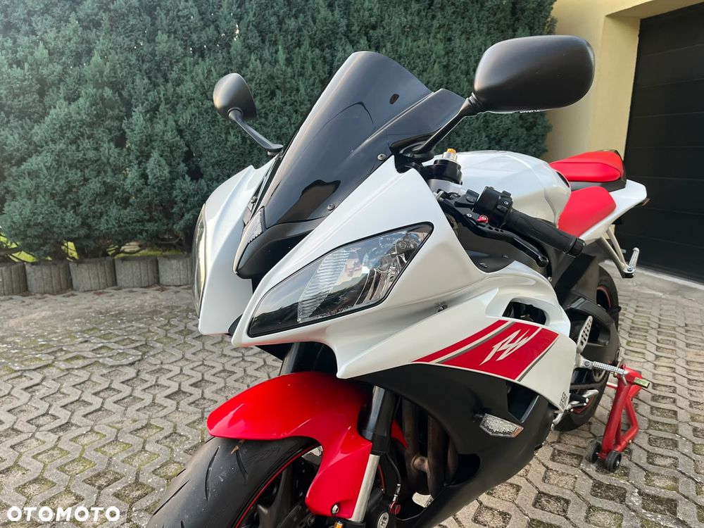 Yamaha R6 - 10