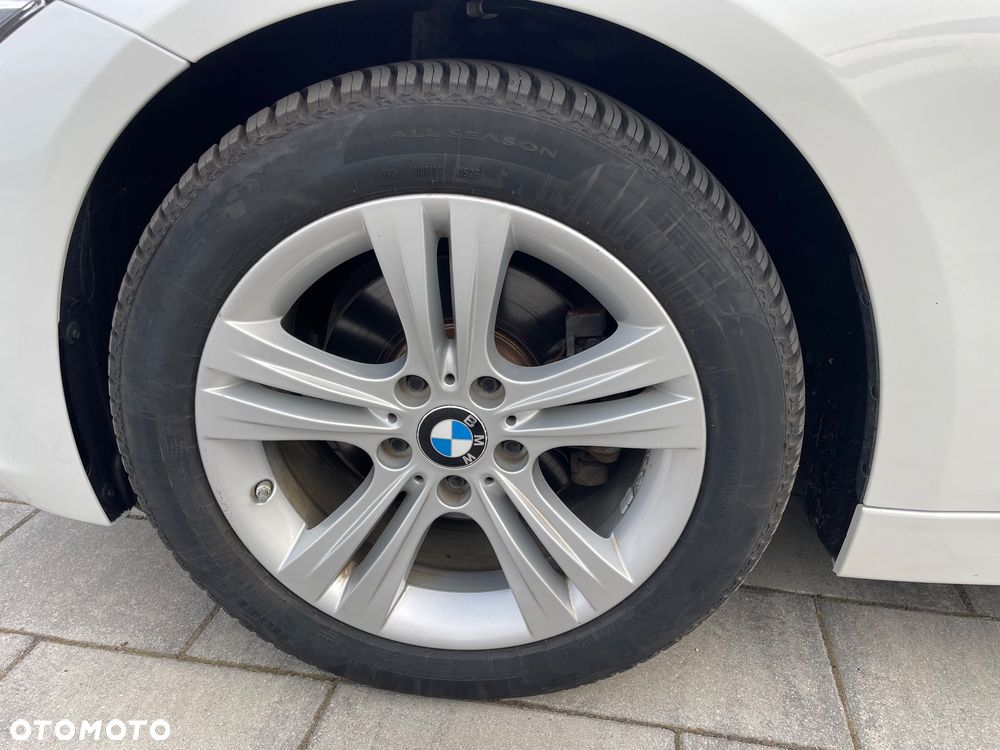 BMW Seria 3 - 21