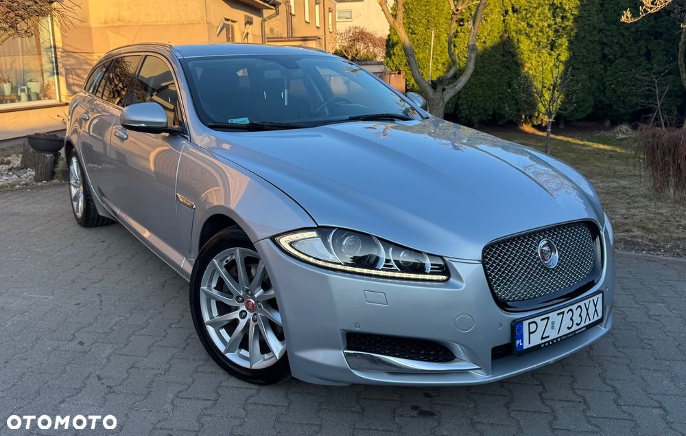Jaguar XF 2.2 D Premium Luxury - 20