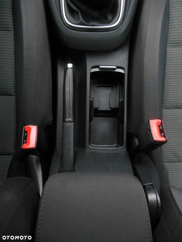 Volkswagen Golf 1.4 TSI Highline - 24