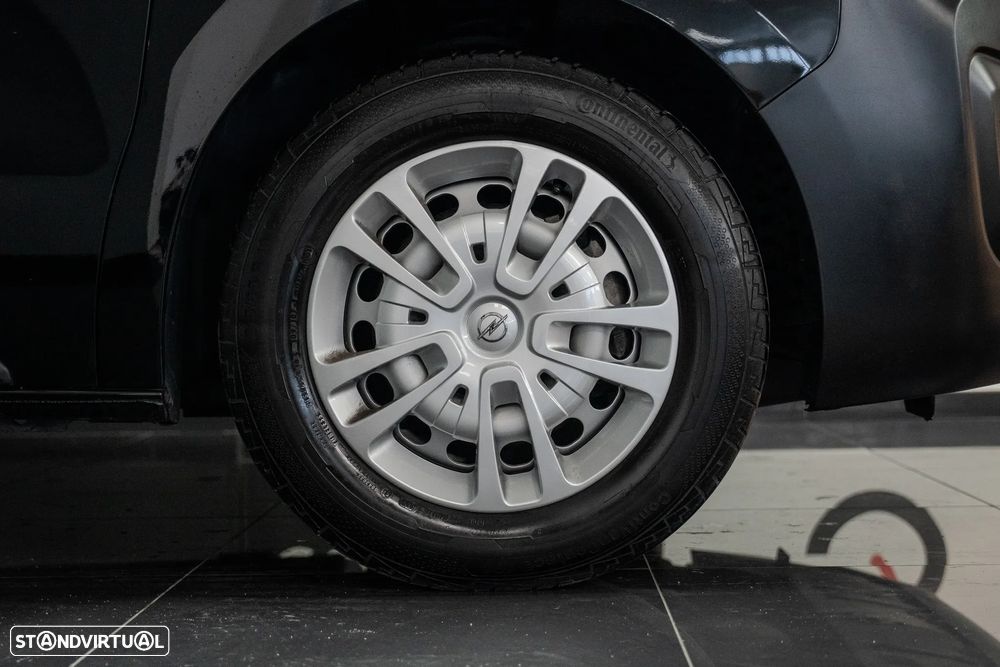 Opel Vivaro 1.5 CDTi L2H1 Essentia Inc - 4