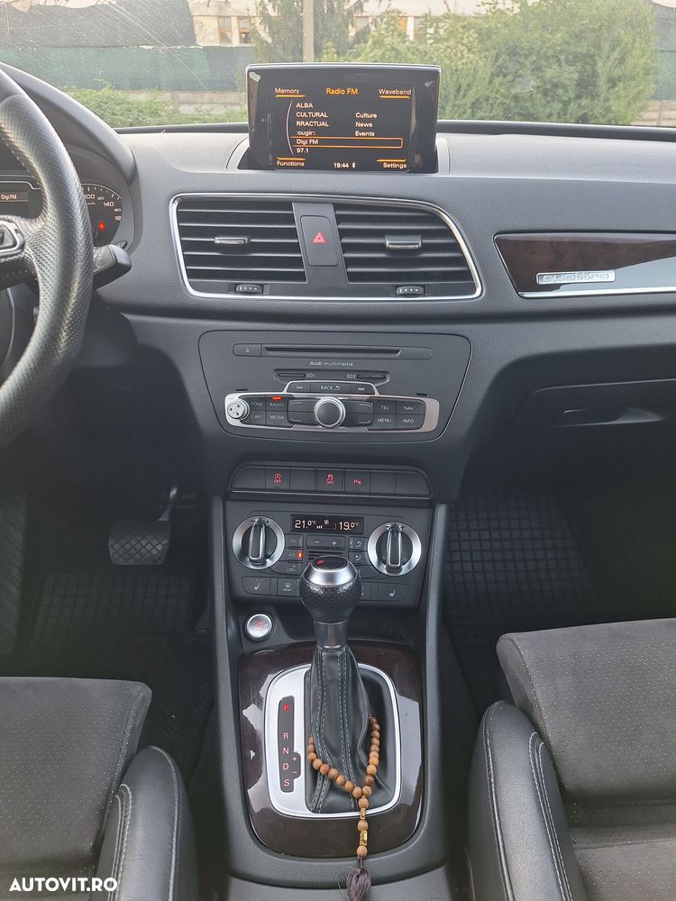Audi Q3 2.0 TDI Quattro S tronic - 12