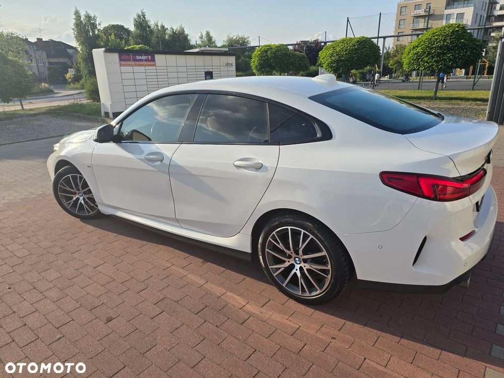 BMW Seria 2 218i M Sport - 8