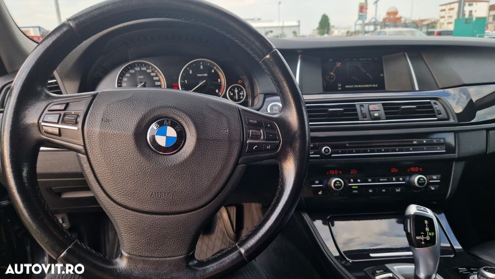 BMW Seria 5 525d xDrive - 20
