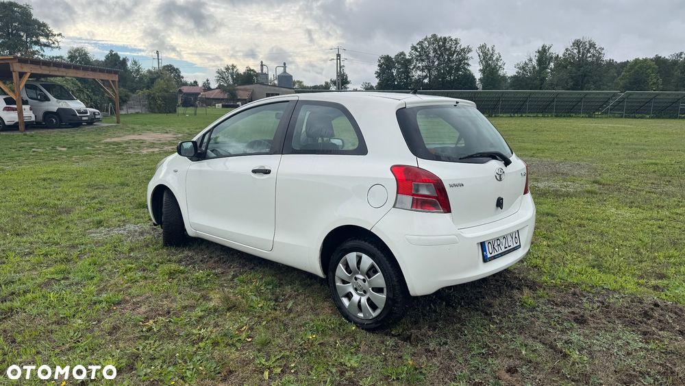 Toyota Yaris - 3