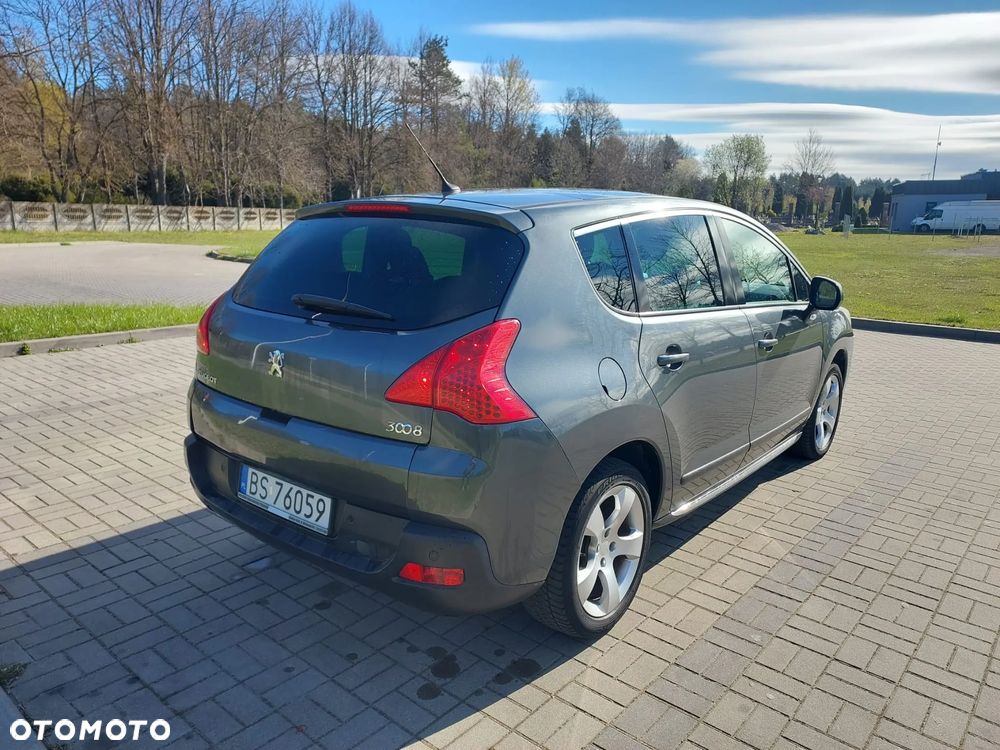 Peugeot 3008 HDi FAP 110 Premium - 4