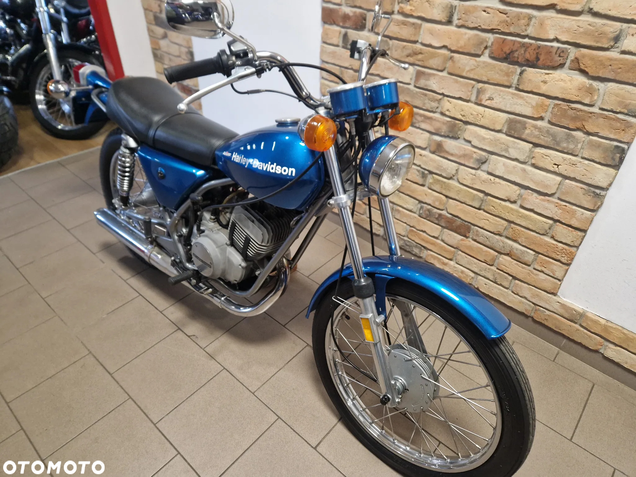 Harley-Davidson Inny - 25