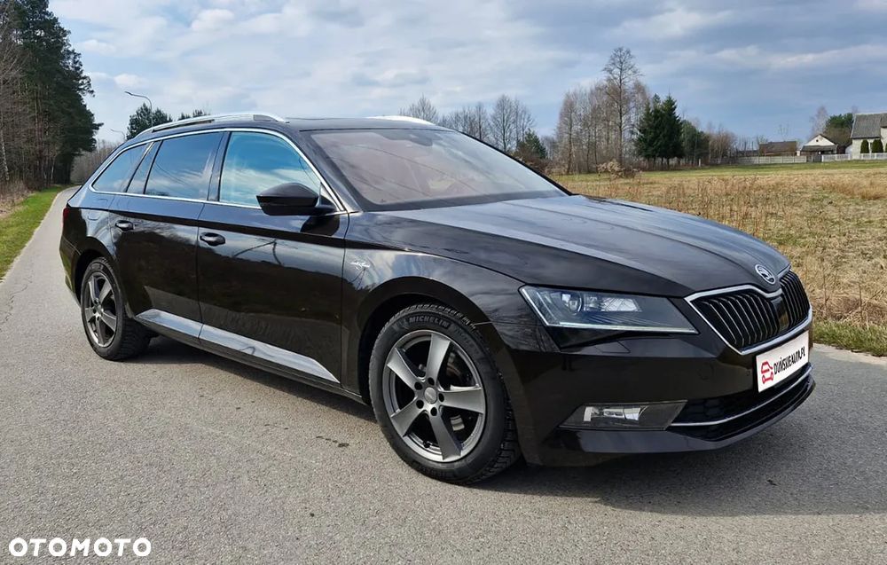 Skoda Superb 2.0 TDI DSG Premium Edition - 3
