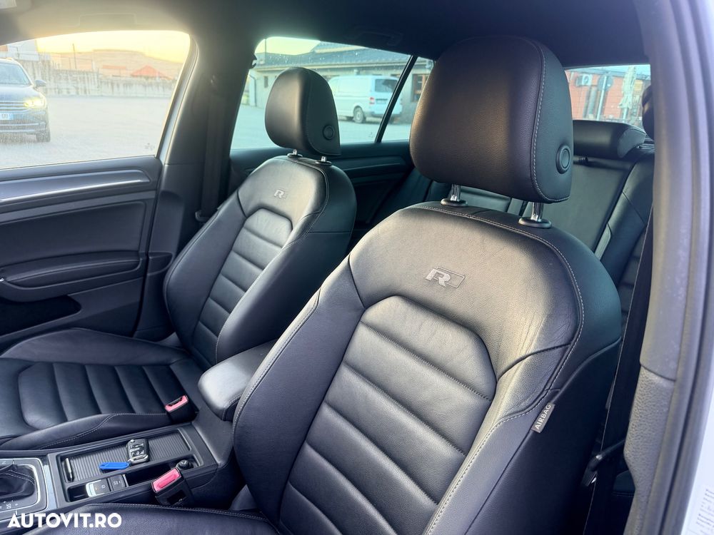 Volkswagen Golf 2.0 TDI BlueMotion Technology DSG Edition - 10