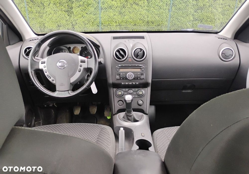 Nissan Qashqai - 12