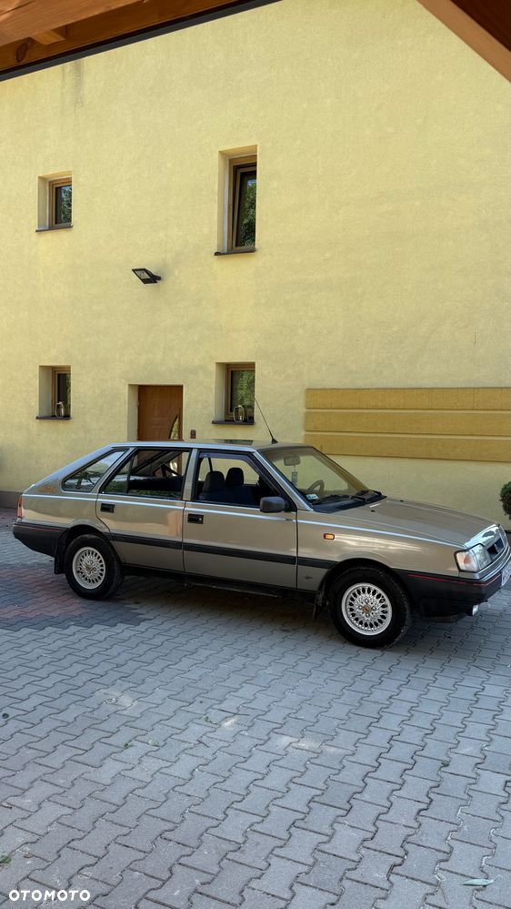 Polonez Caro - 5