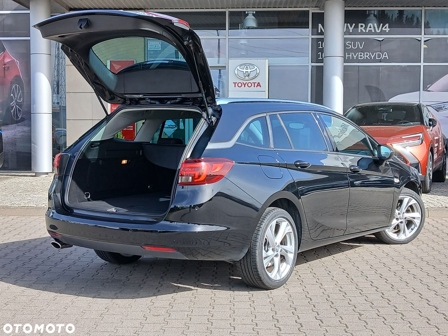 Opel Astra V 1.6 CDTI Dynamic S&S - 6