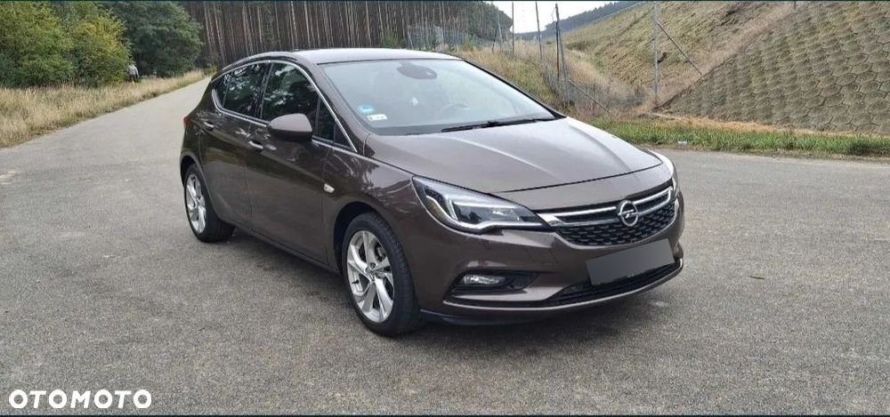 Opel Astra V 1.4 T Dynamic - 3