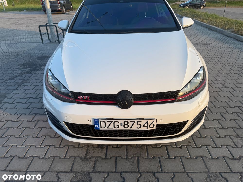 Volkswagen Golf GTI Performance BlueMotion Technology DSG - 31