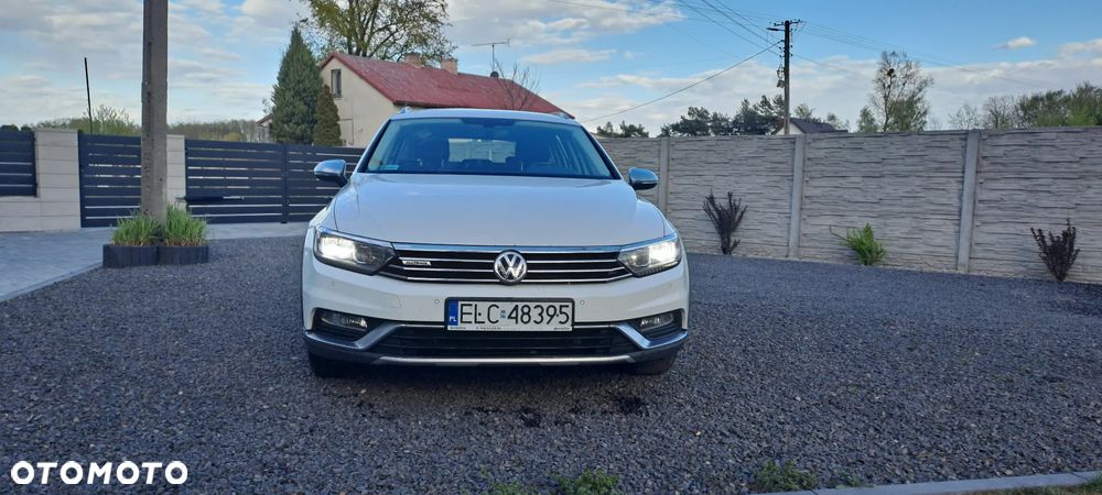 Volkswagen Passat Alltrack - 12