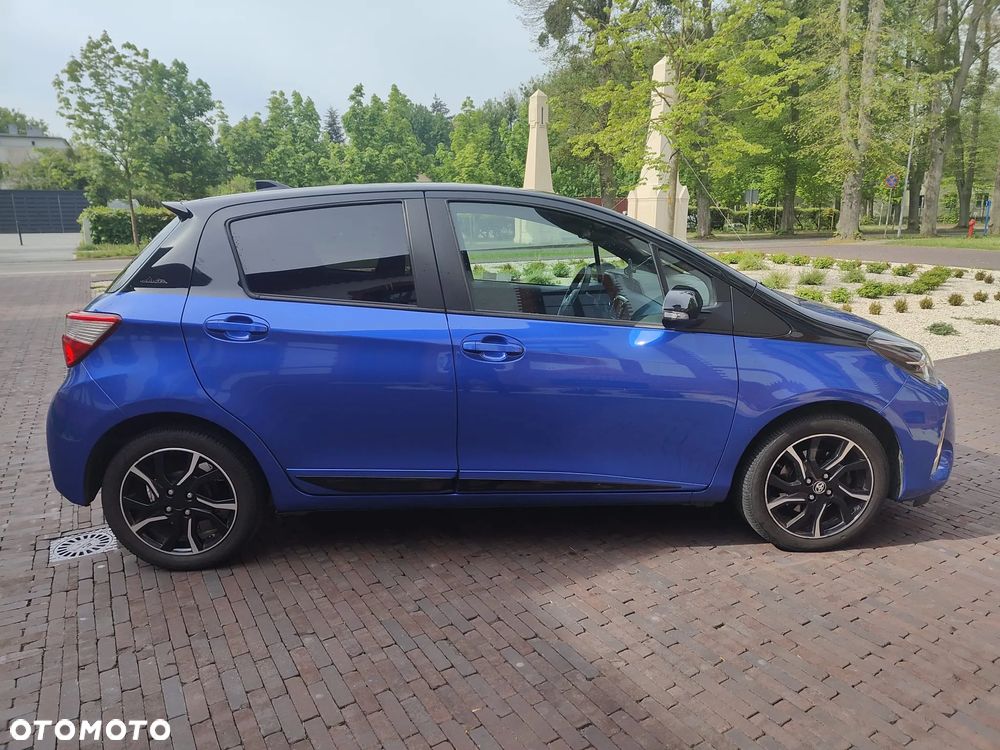 Toyota Yaris 1.5 Selection - 4