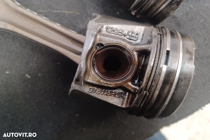 Piston motor 2.5 BGD 2.5 BGD Audi A4 B7 [2004 - 2008] Sedan 4-usi 2.5 - 5