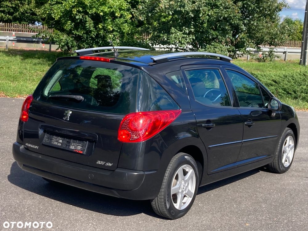 Peugeot 207 - 4