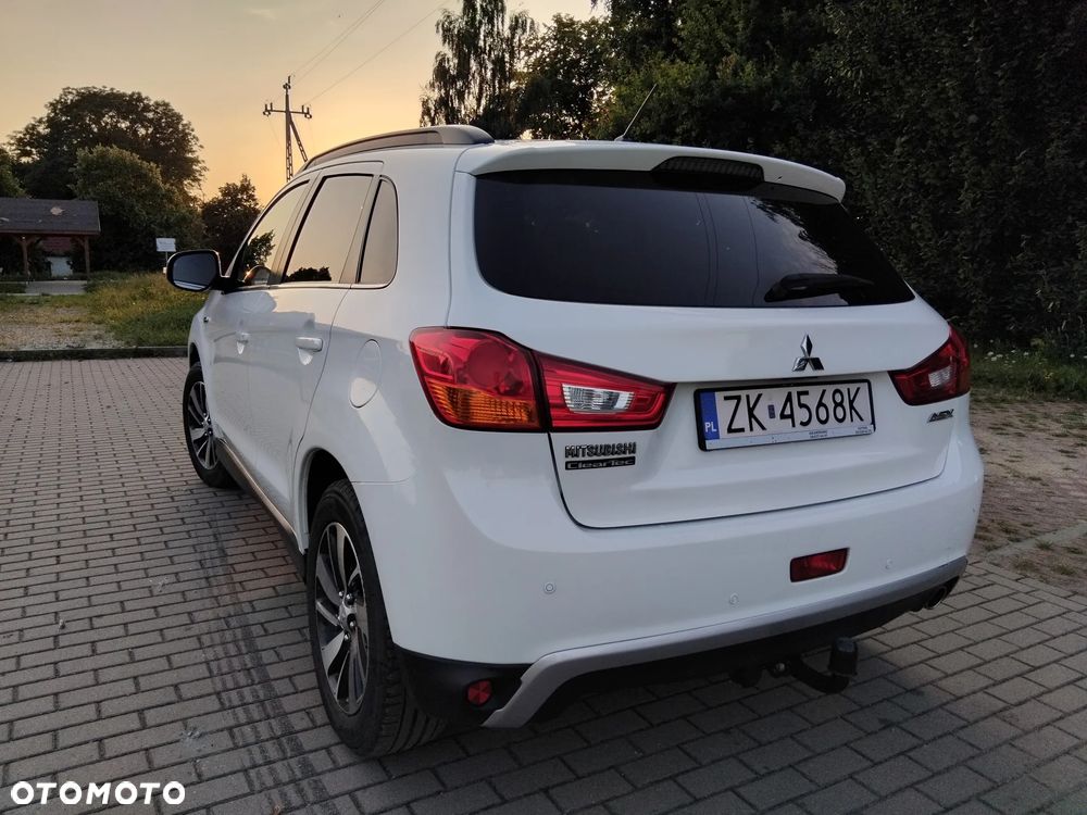 Mitsubishi ASX - 8