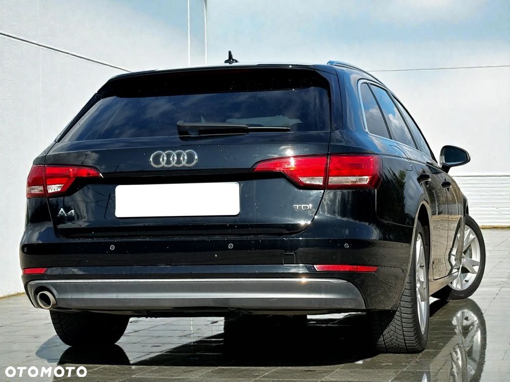 Audi A4 Avant 2.0 TDI - 17