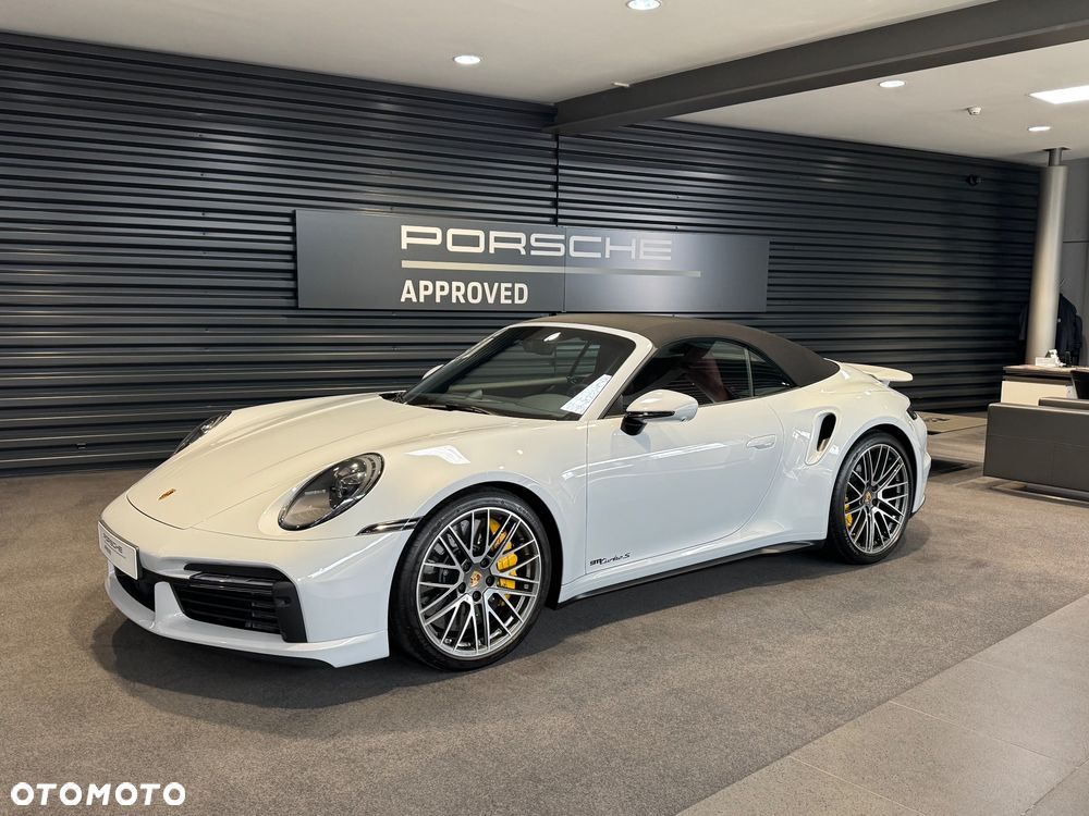 Porsche 911 Turbo S - 12