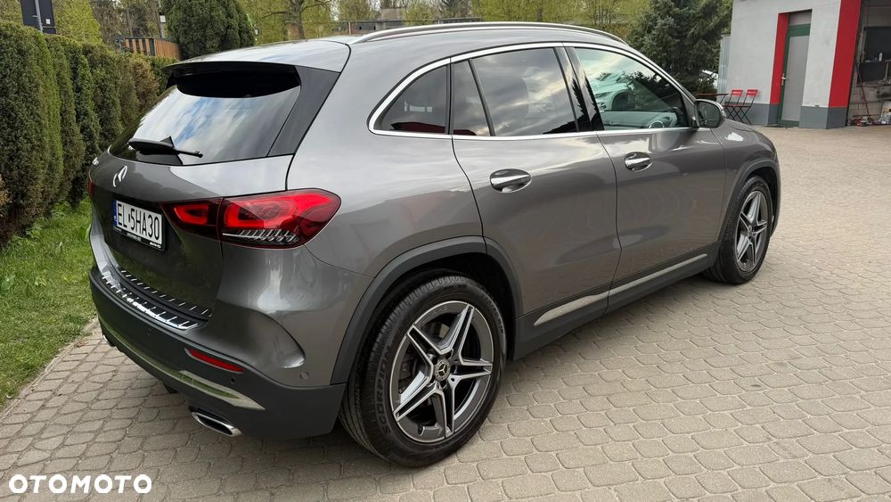 Mercedes-Benz GLA 250 AMG Line - 12