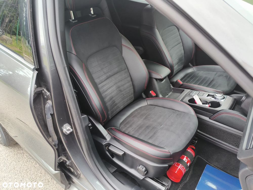 Ford Kuga 2.0 EcoBlue 4x4 ST-LINE X - 5