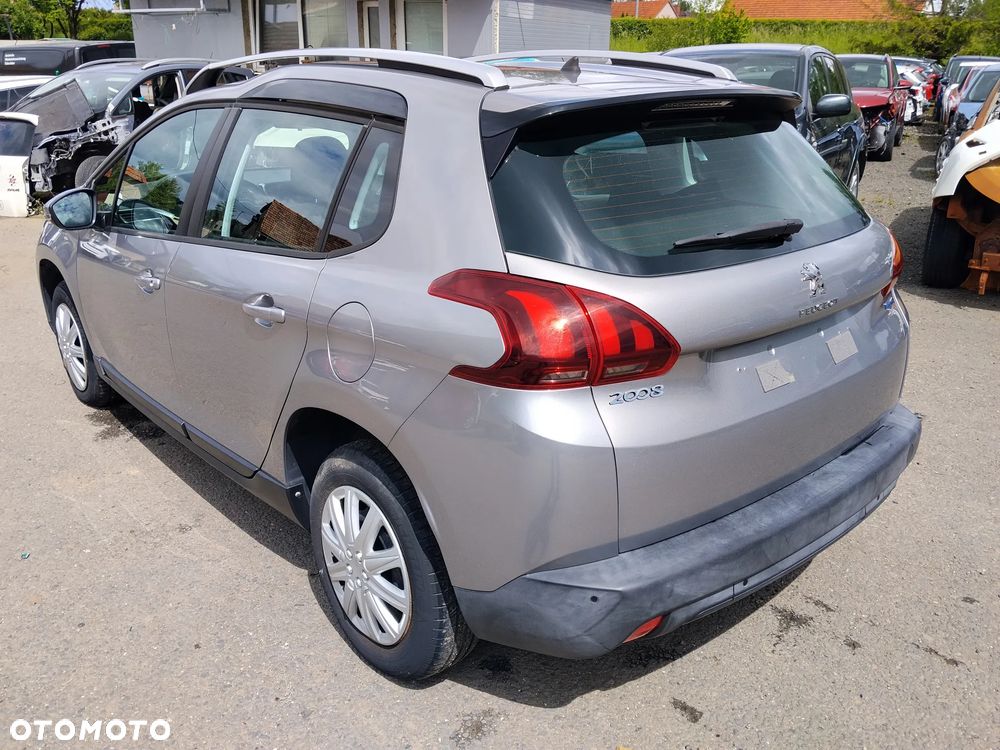 Peugeot 2008 1.2 Pure Tech Active S&S - 4