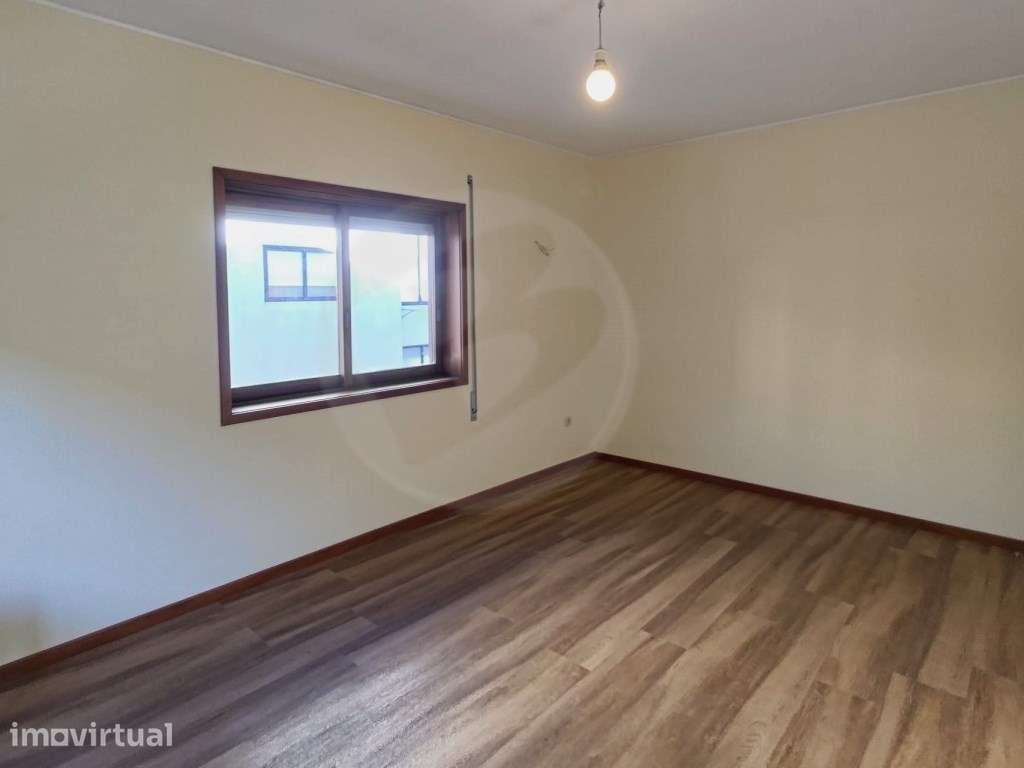 Andar Moradia T3 para Arrendamento Anual nas Caxinas em Vila do Conde - Grande imagem: 4/19