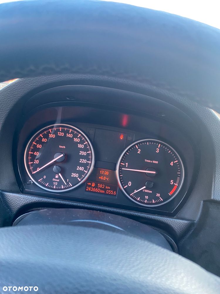 BMW Seria 3 320d Efficient Dynamics - 23