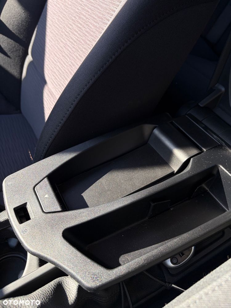 BMW Seria 1 118d - 15