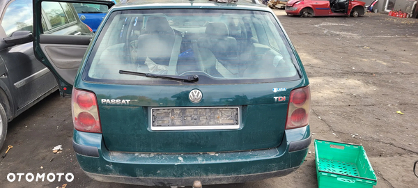 KLAPA BAGAŻNIKA PASSAT B5 KOMBI LIFT LB6G