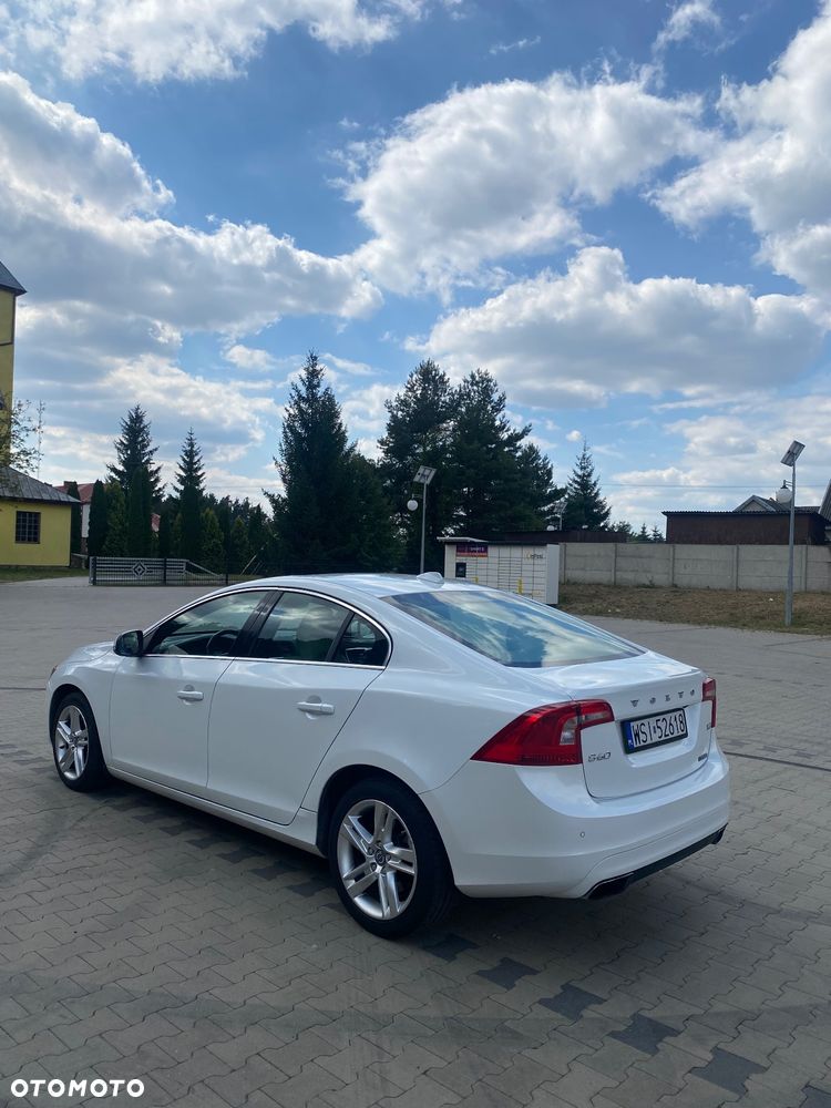 Volvo S60 - 3