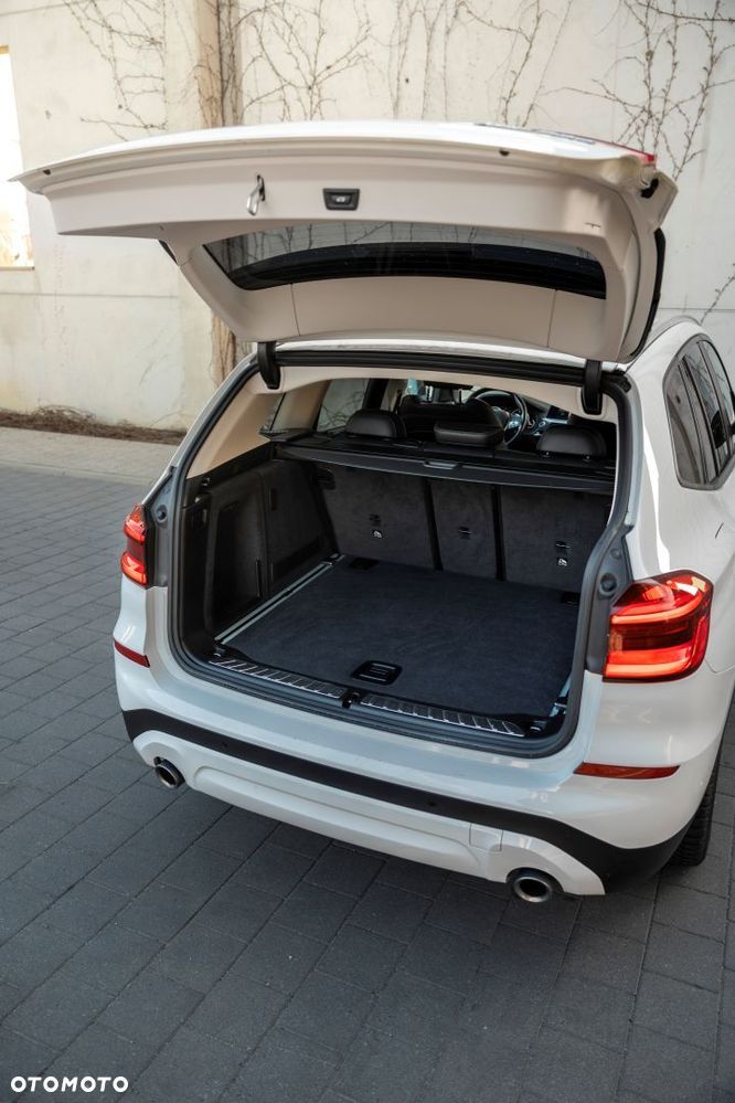 BMW X3 xDrive20d xLine - 28
