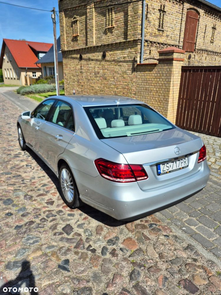 Mercedes-Benz Klasa E 200 BlueTEC 7G-TRONIC Elegance - 8