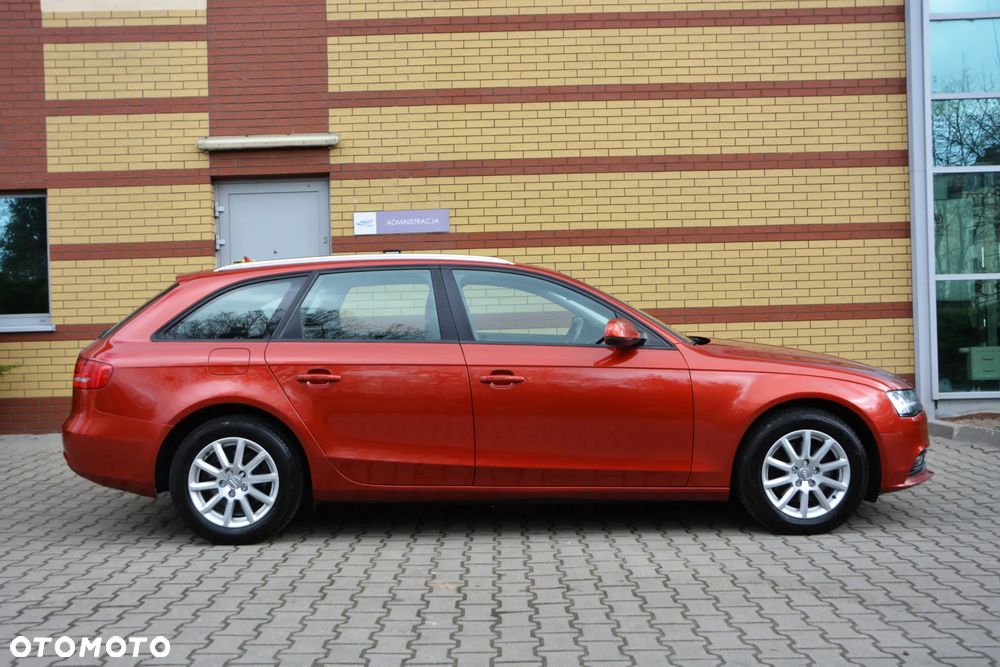 Audi A4 Avant 2.0 TDI DPF clean diesel multitronic Ambiente - 19