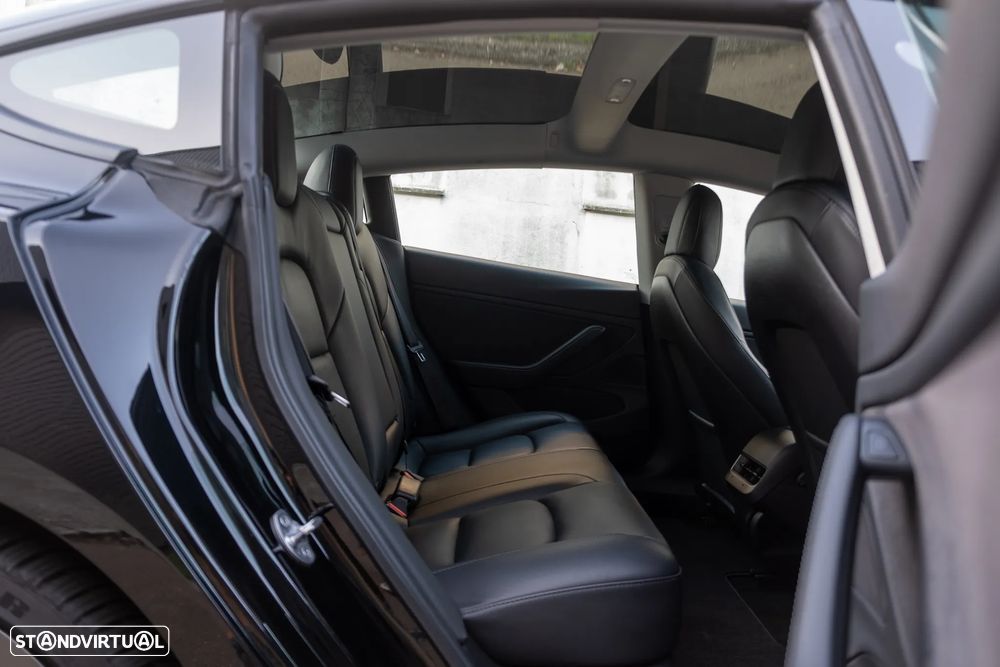 Tesla Model 3 Performance Dual Motor AWD - 37